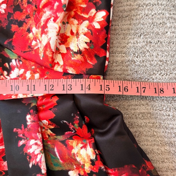 NWT Black Halo EVE Strapless Black and Roses Dress SZ 10 Womans High-Low Holiday - Picture 12 of 17